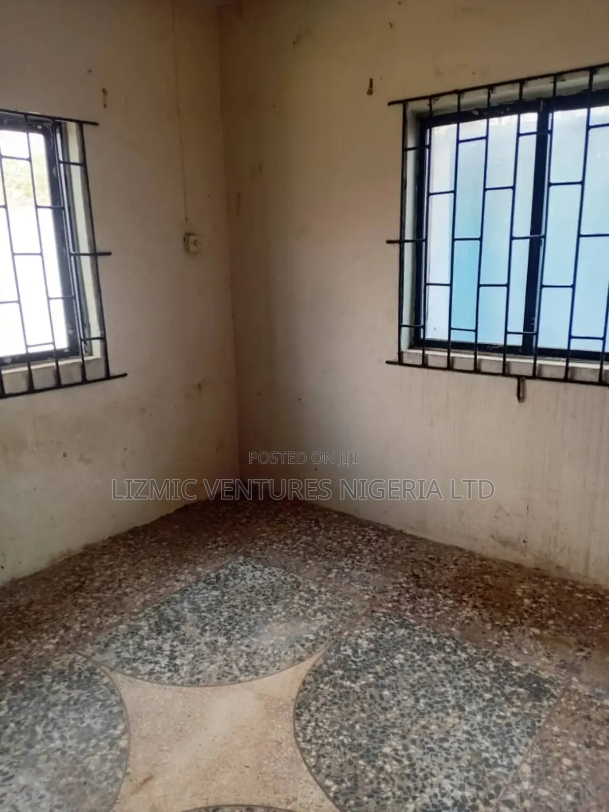 Furnished 3bdrm Apartment in Igando Phase 1 for rent