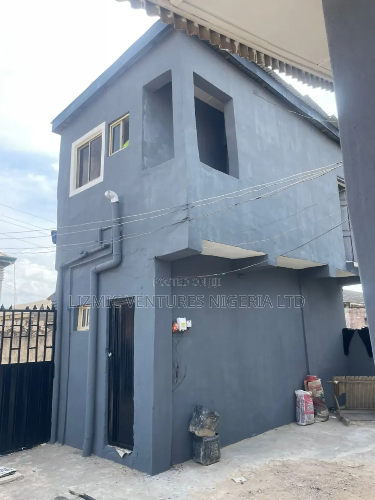 Furnished 3bdrm Bungalow in Igando Phase 1 for sale