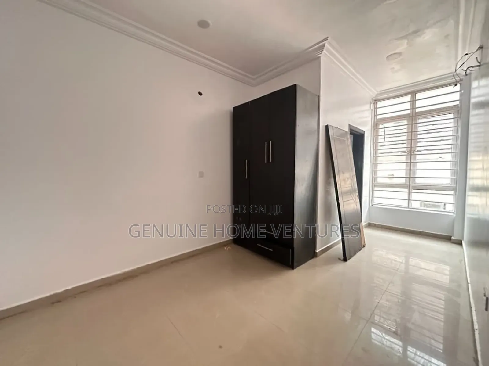 4bdrm Townhouse / Terrace in Ikota for rent