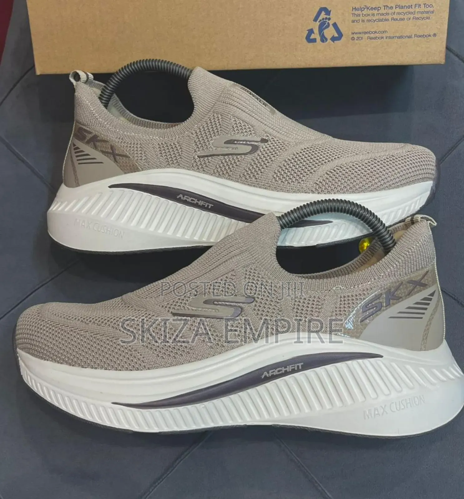 Skechers Arch Fit Slip-on Sneakers