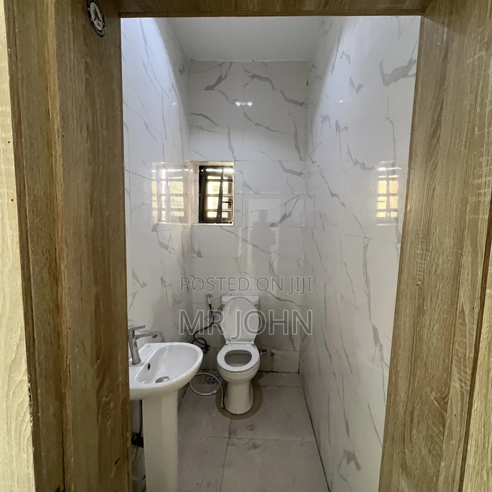 3bdrm Apartment in Ologolo, Lekki for rent