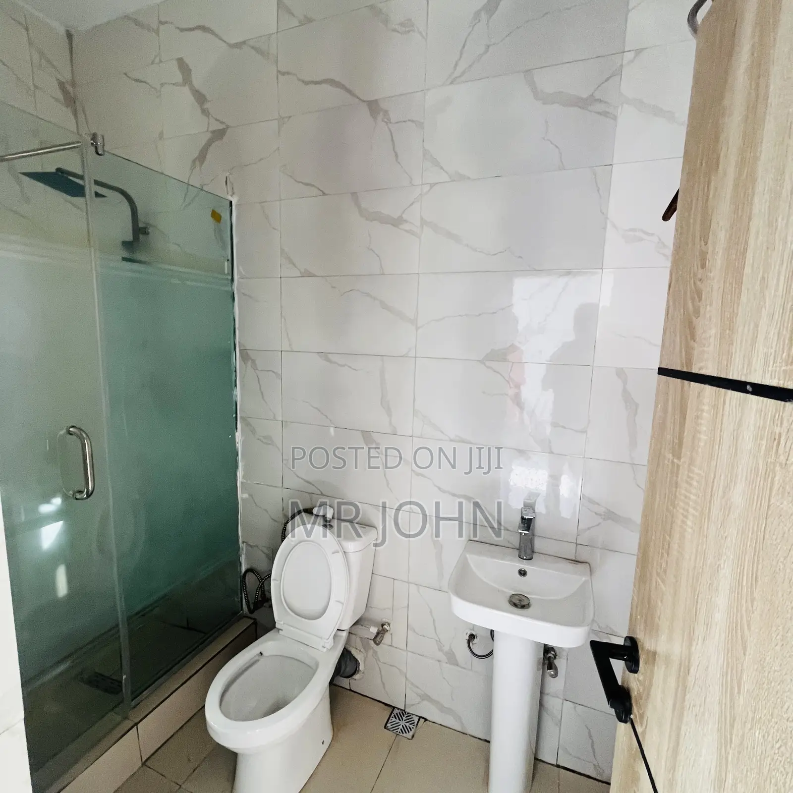 3bdrm Apartment in Ologolo, Lekki for rent
