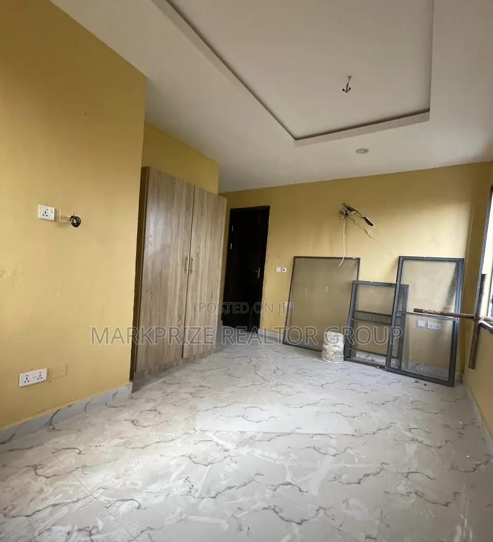 Furnished 3bdrm Duplex in Ogba, Lagos for sale
