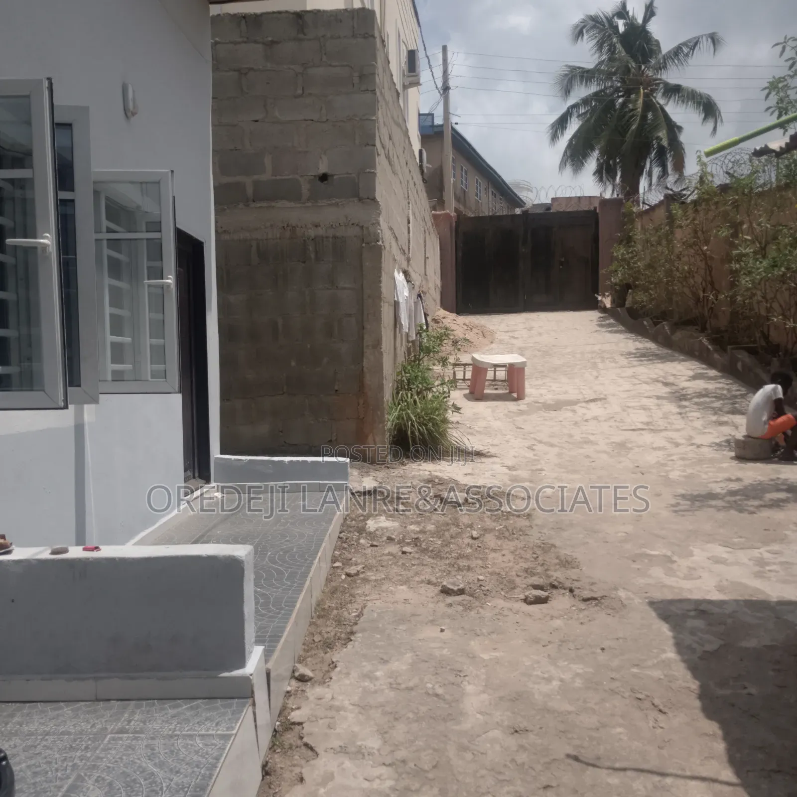 4bdrm Block of Flats in Off Akinte Street, Ifako-Ogba for sale