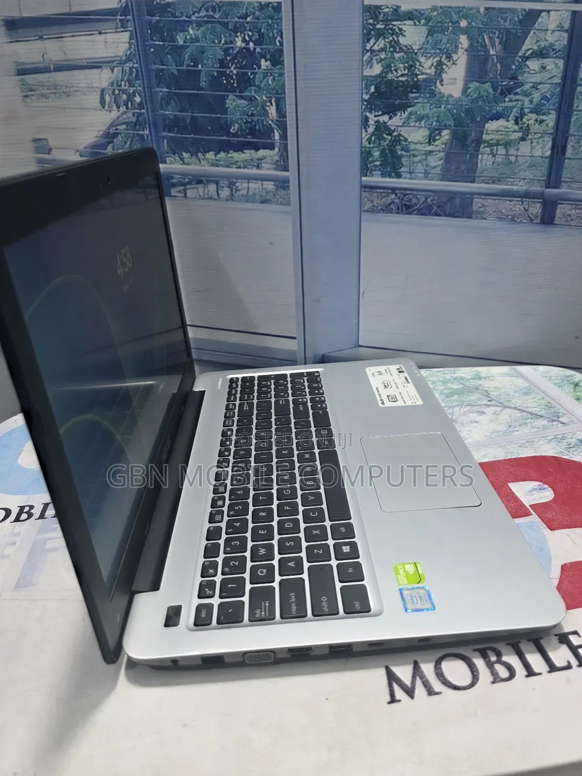 Laptop Asus X550LD 8GB Intel Core i7 SSD 256GB