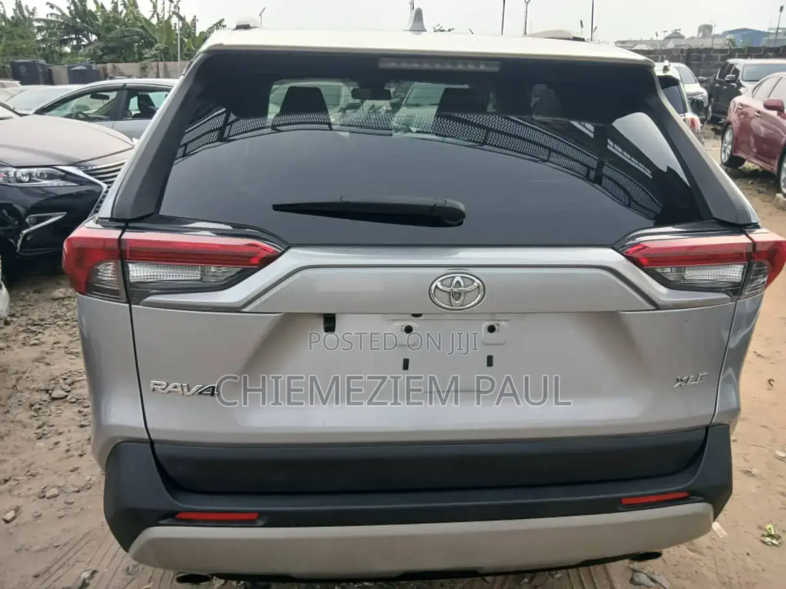 Toyota RAV4 XLE AWD 2020 Gray