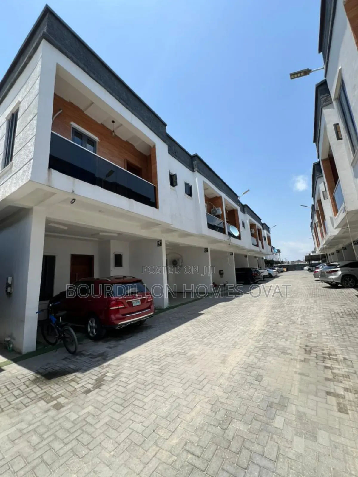 3bdrm Duplex in Ikota Lekki Lagos for rent