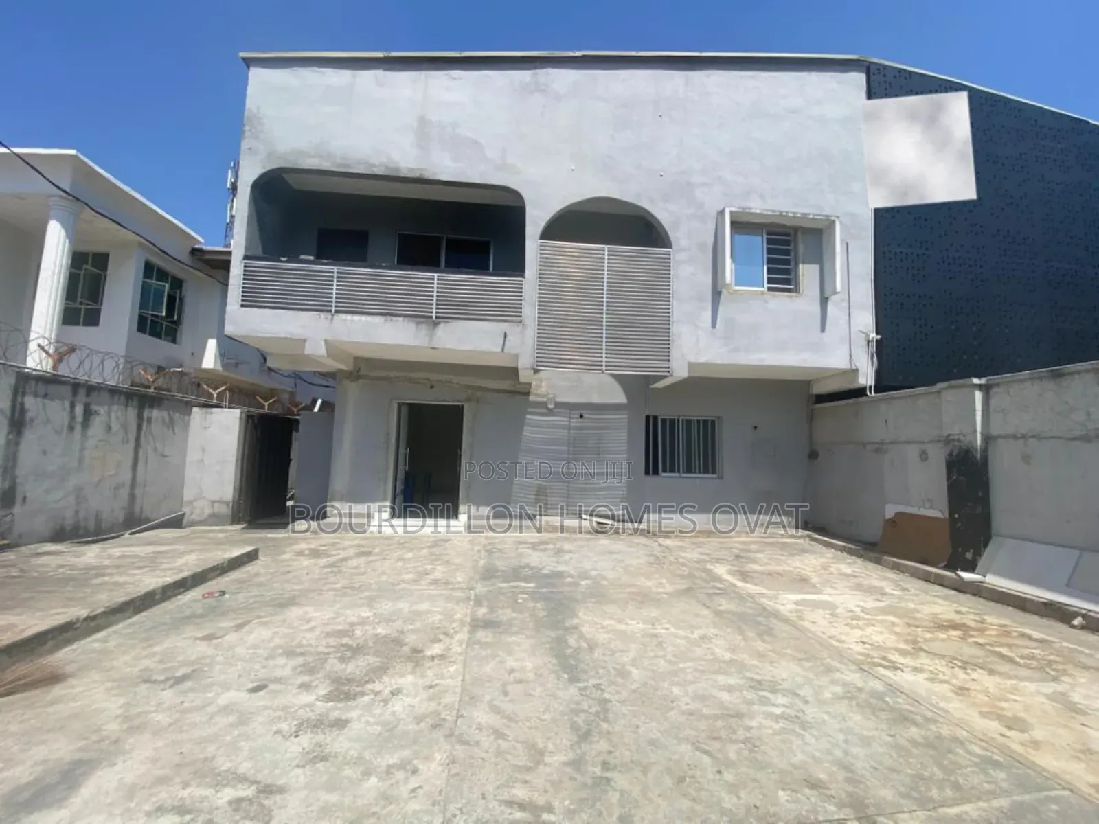 5bdrm Duplex in Lekki Phase 1 for rent