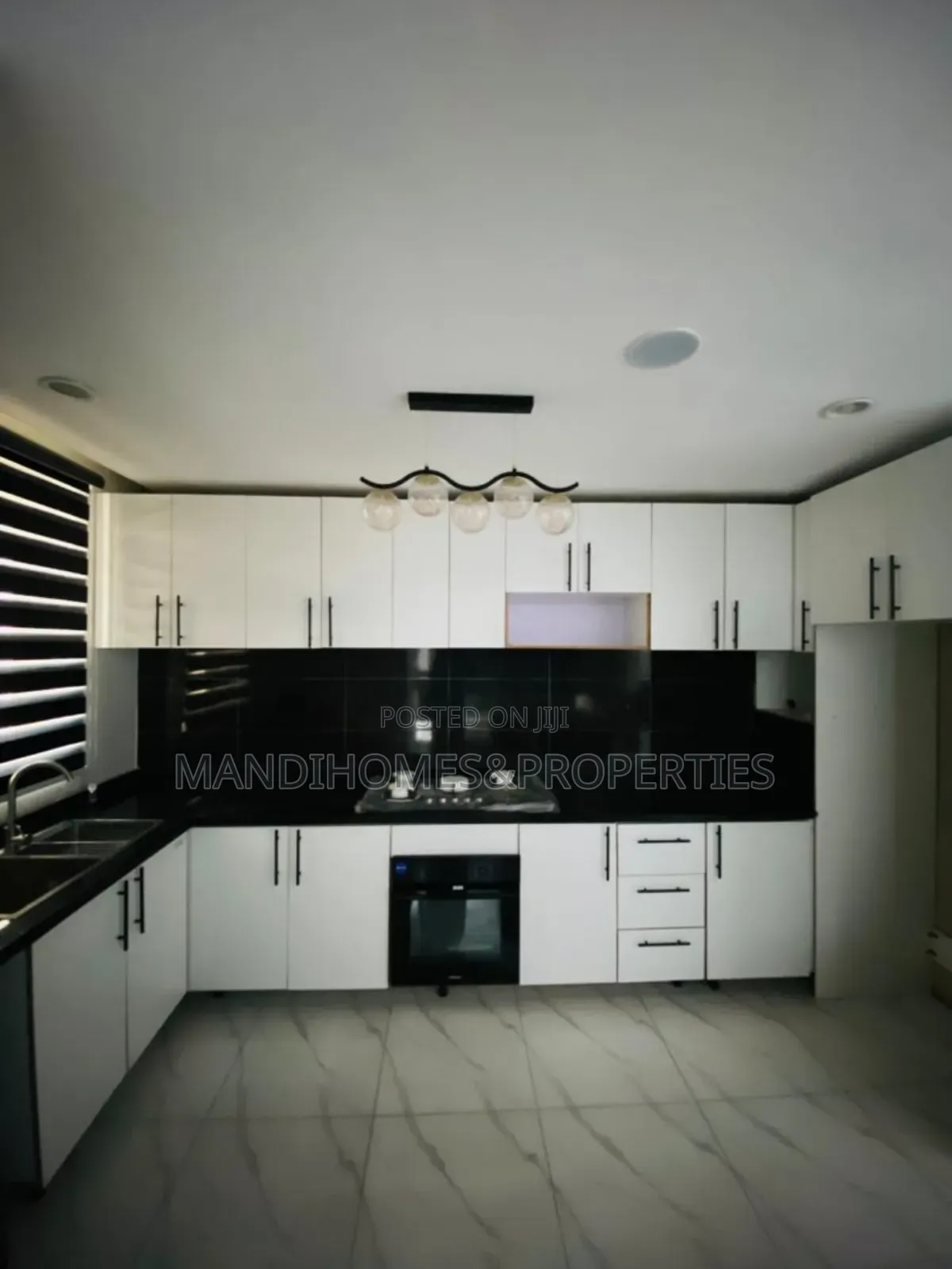 2bdrm Apartment in Off Lekki-Epe Expressway for sale