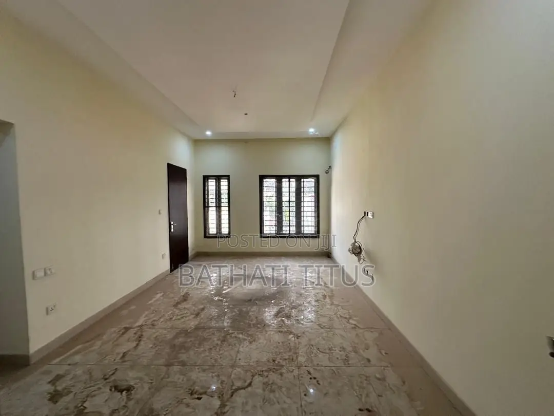 4bdrm Duplex in Maitama for rent