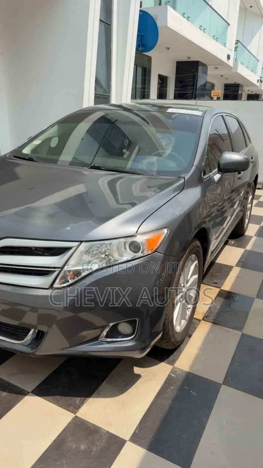 Toyota Venza XLE 2011 Gray
