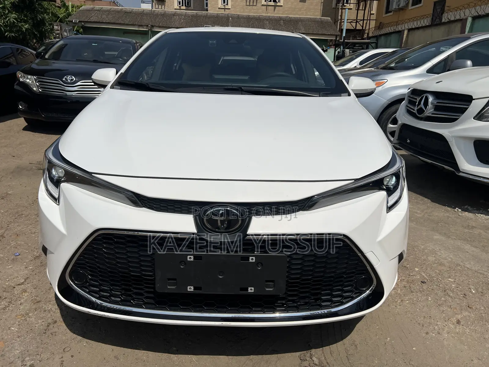 Toyota Corolla SE 2024 White