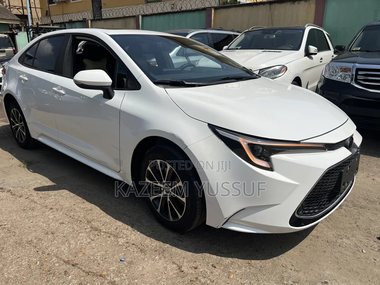 Toyota Corolla SE 2024 White
