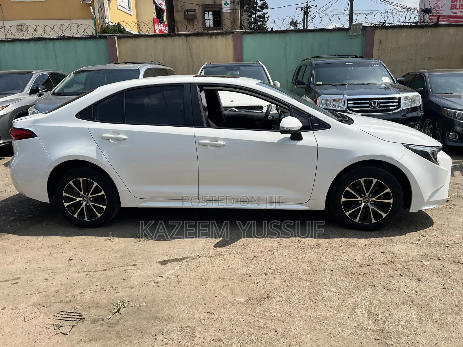 Toyota Corolla SE 2024 White