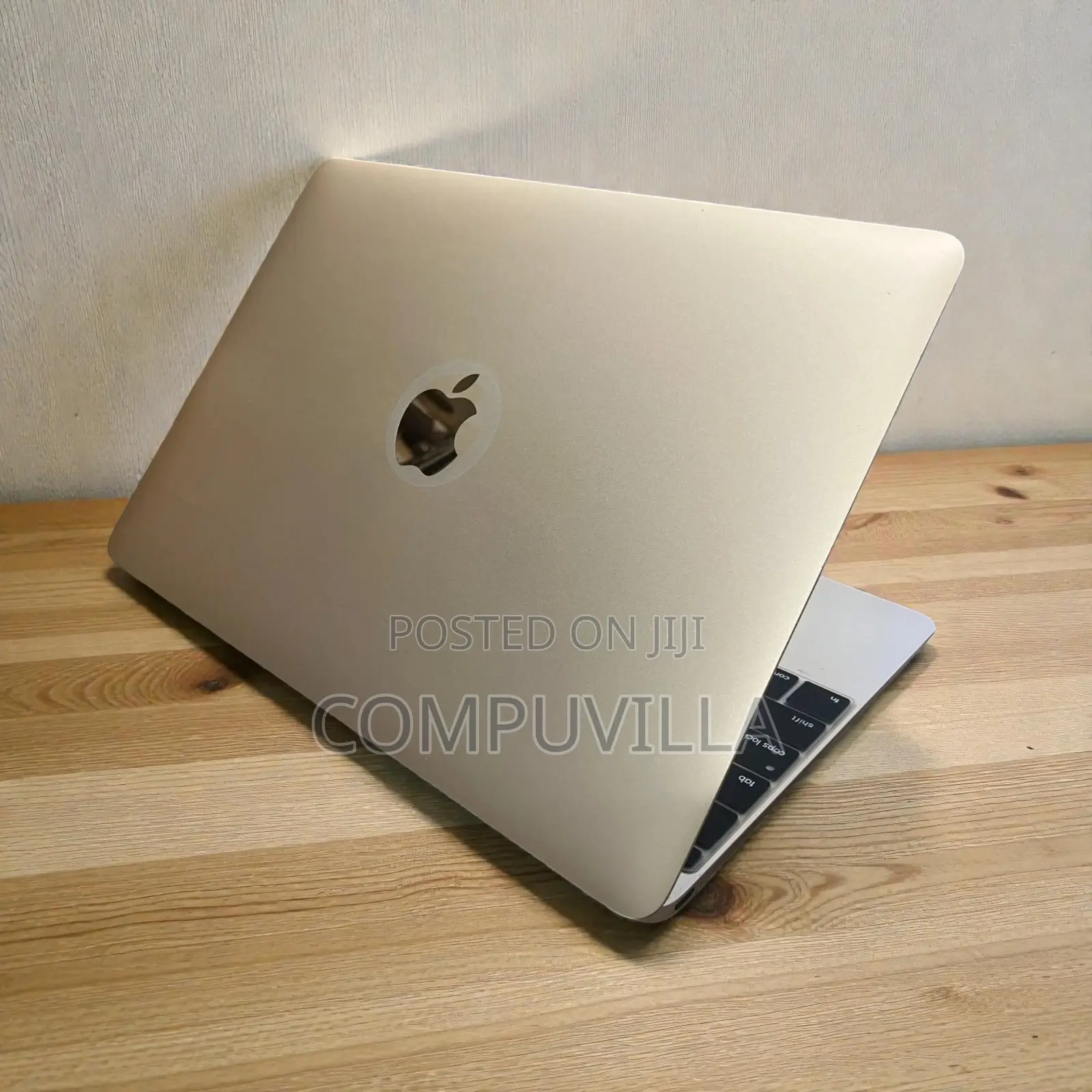Laptop Apple MacBook Pro 8GB Intel Core M3 SSD 256GB