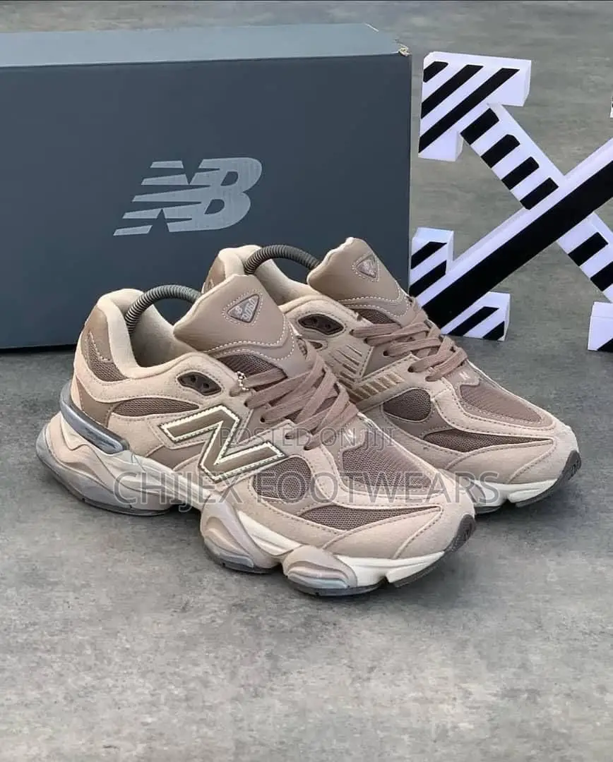 New Balance 9060 Mushroom Brown Sneaker