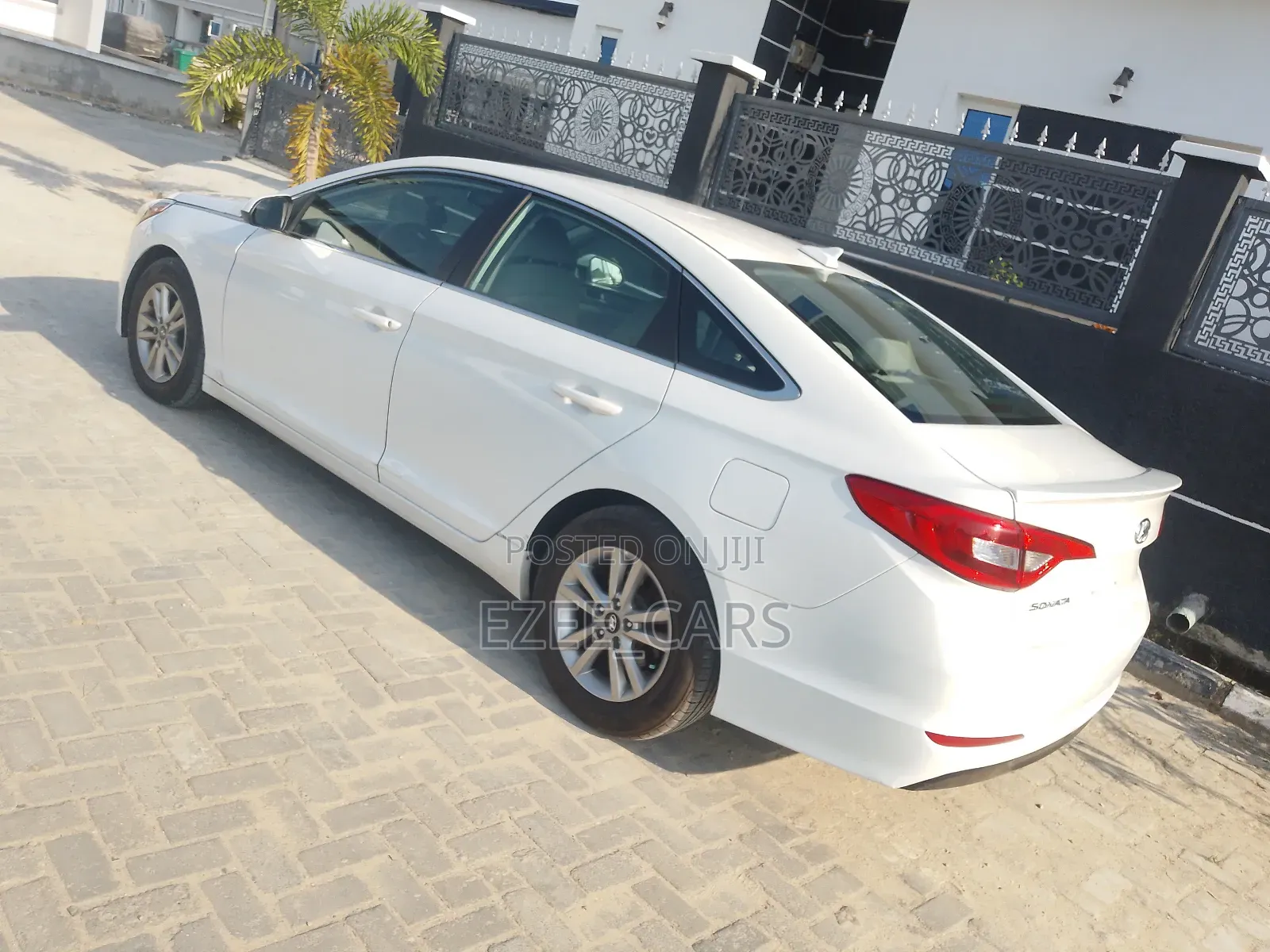 Hyundai Sonata Base Sedan FWD (2.4L 4cyl 6A) 2016 White