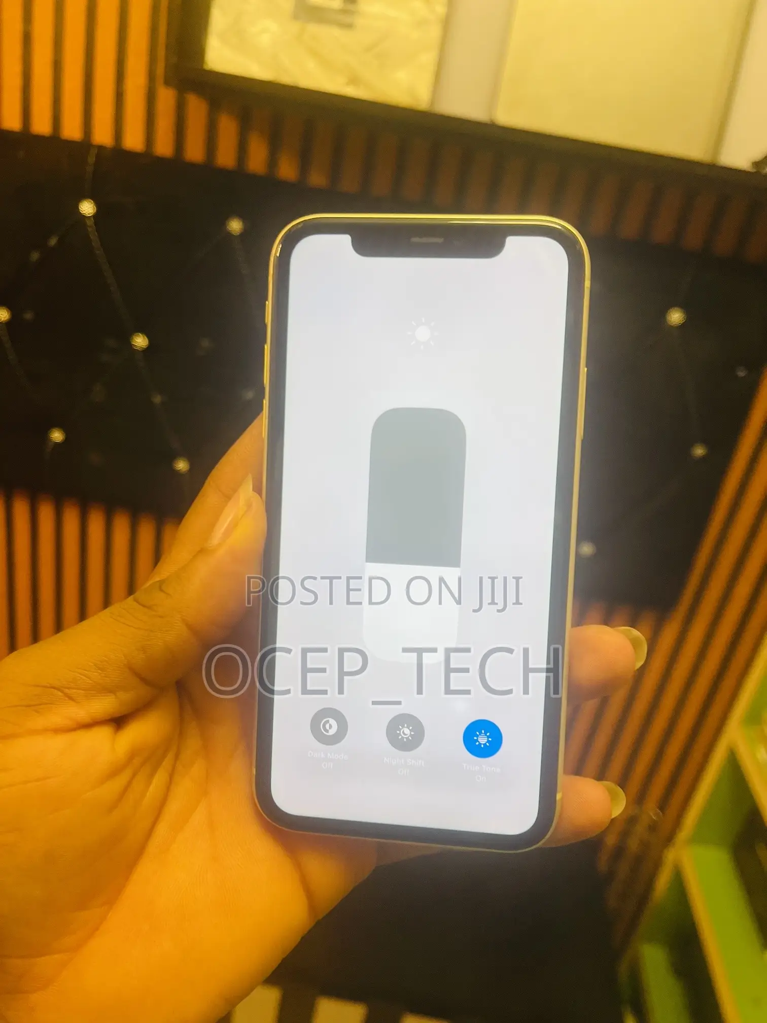Apple iPhone 11 128 GB Yellow