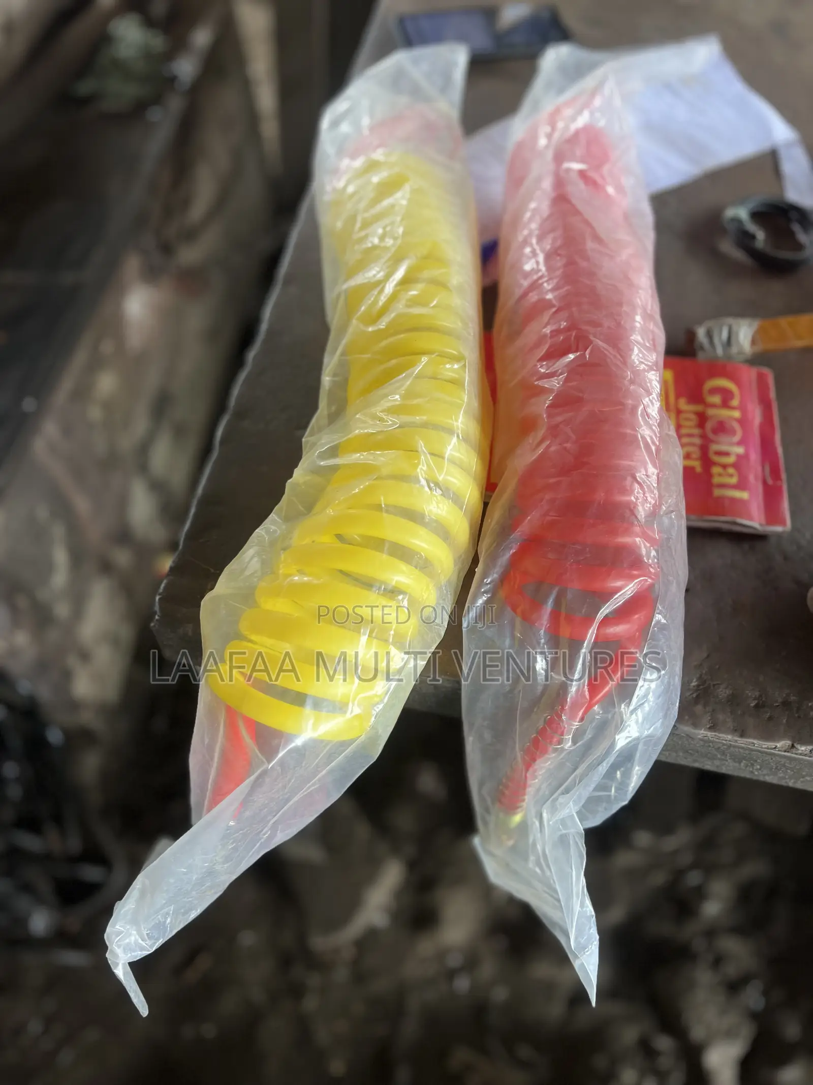 Red and Yellow Heavy Duty Air Brake Hose Coils,