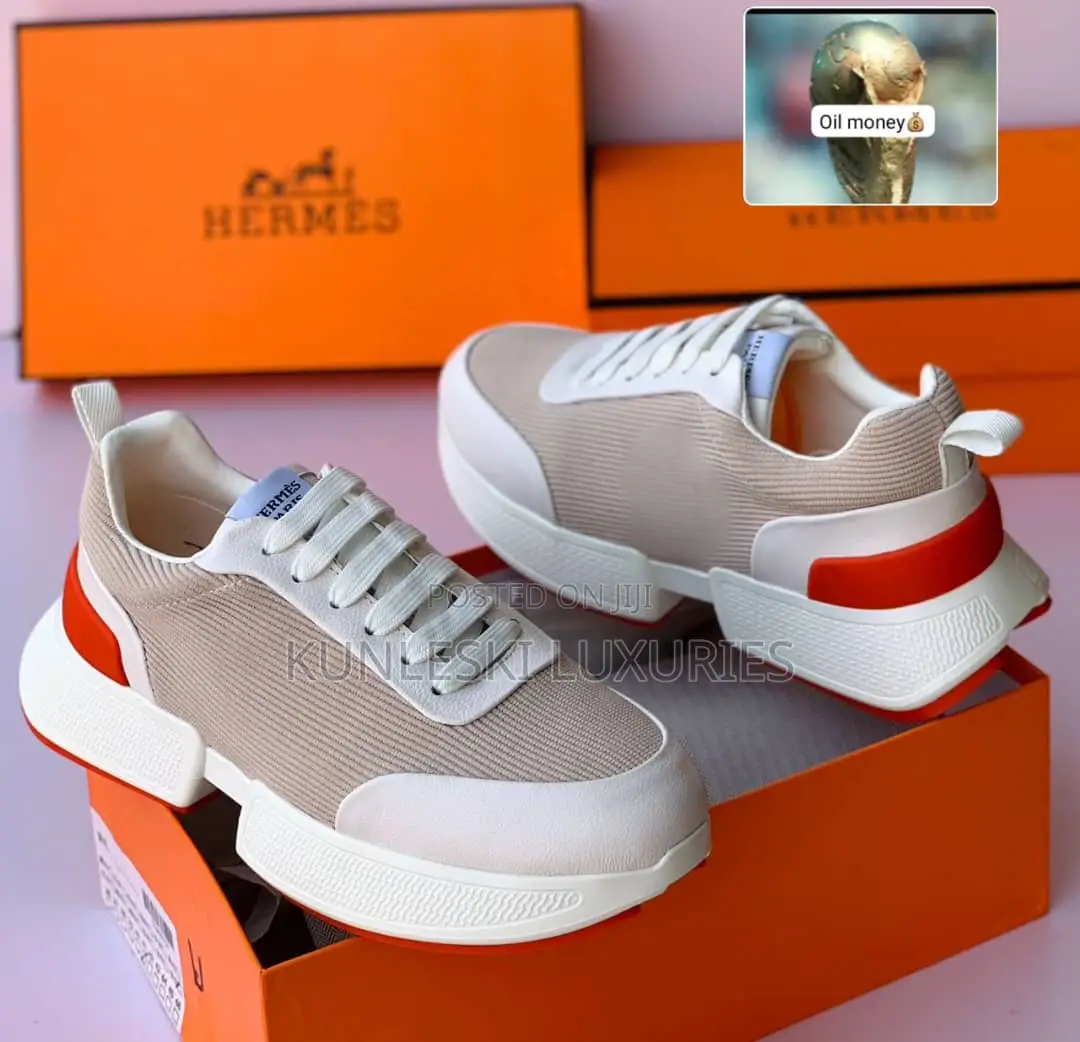 Original Hermes Luxury Men’S Sneakers in 2 Colors