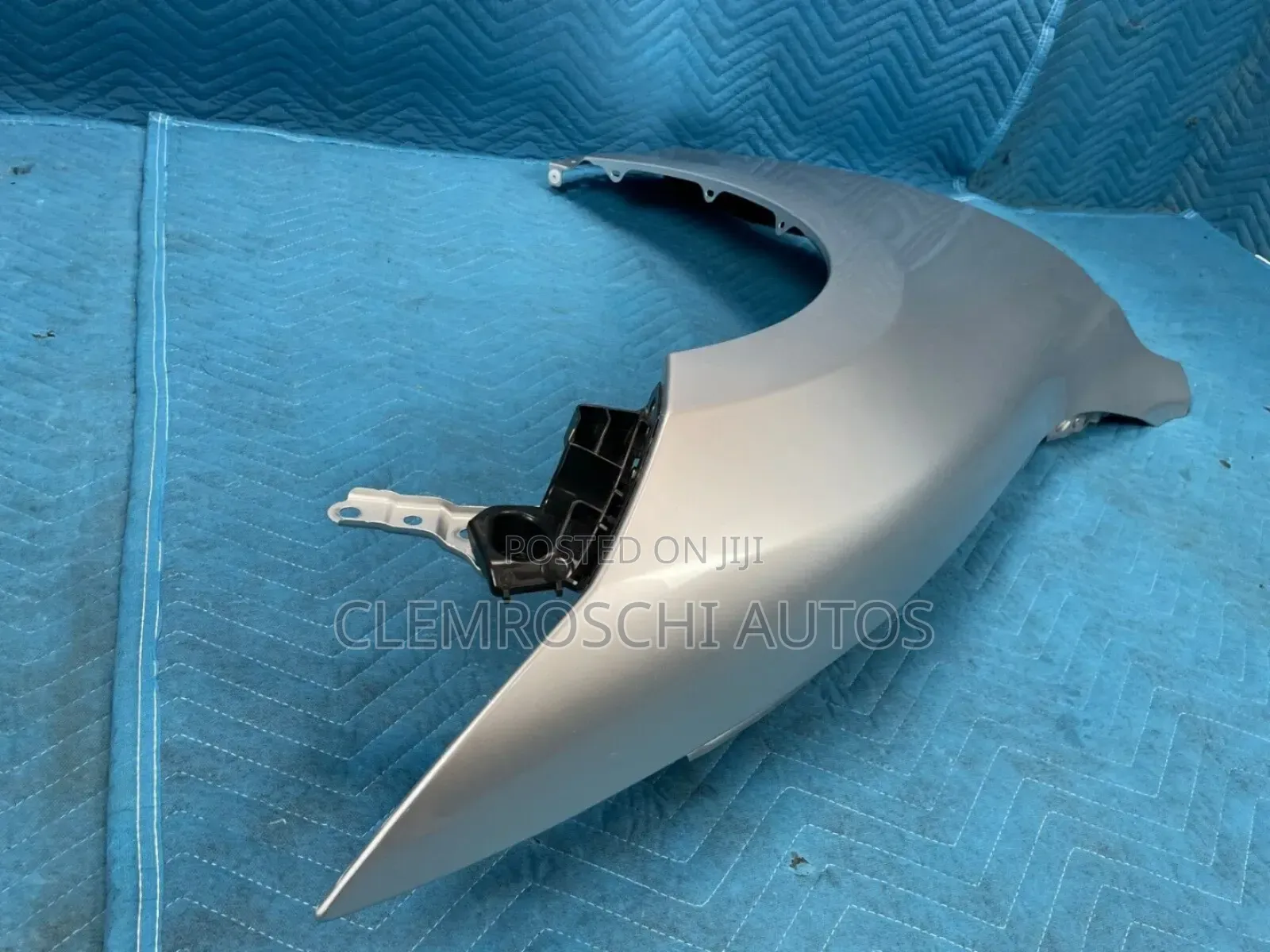 High Quality Certified Brand New Fender Lexus Ls500h Ls500, Ls350 2025