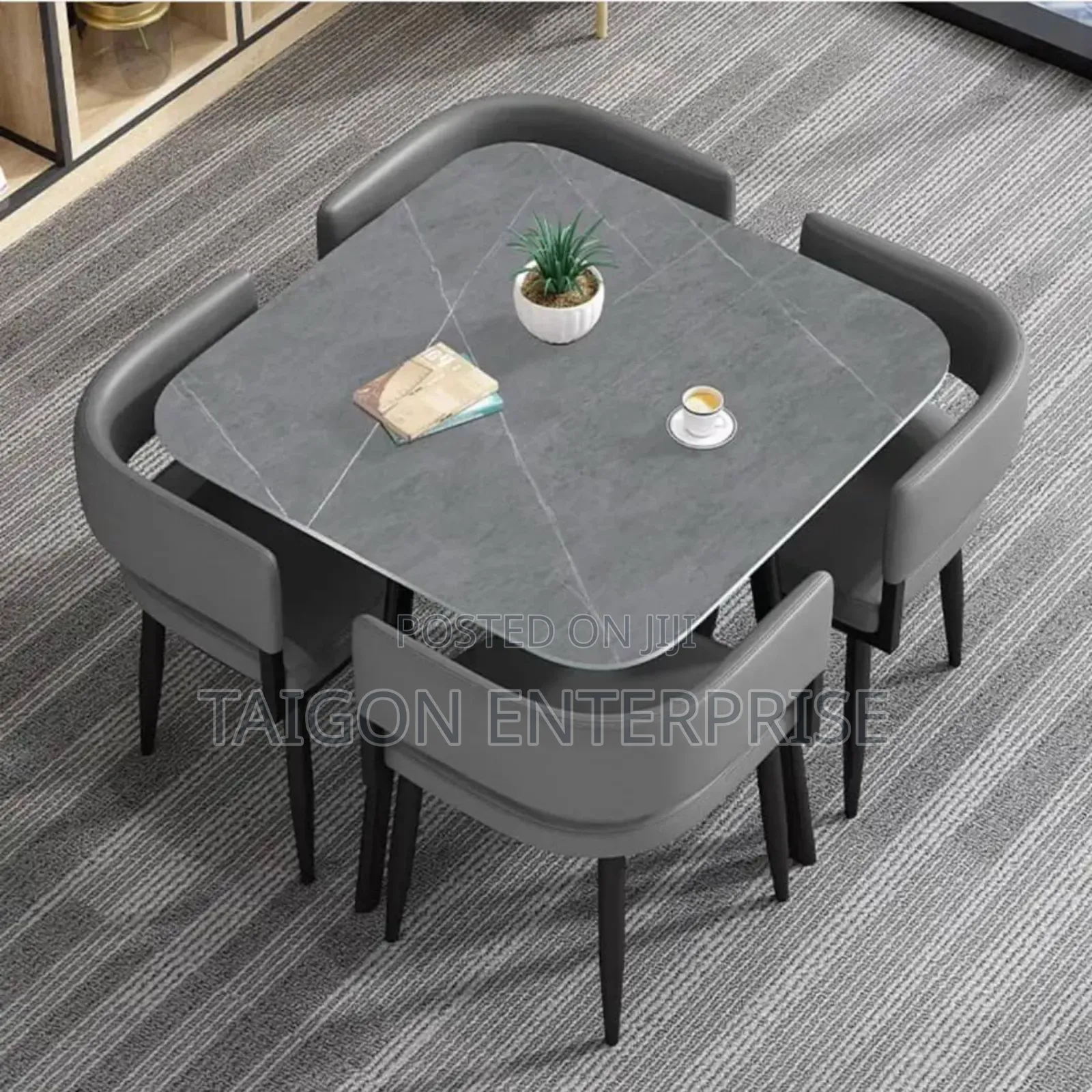 Classic Dining Set