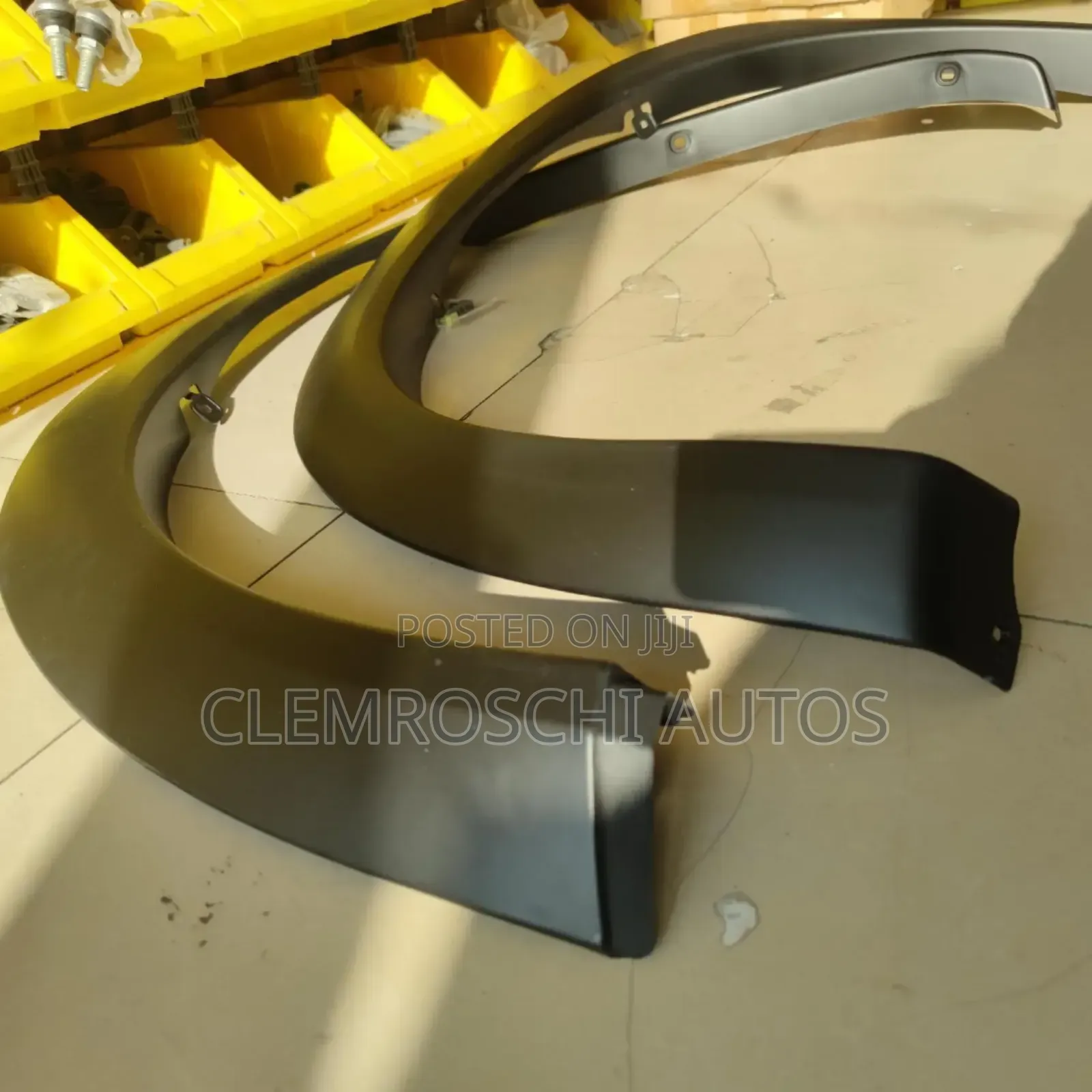 High Quality Certified New Fender Moulding Infiniti Qx