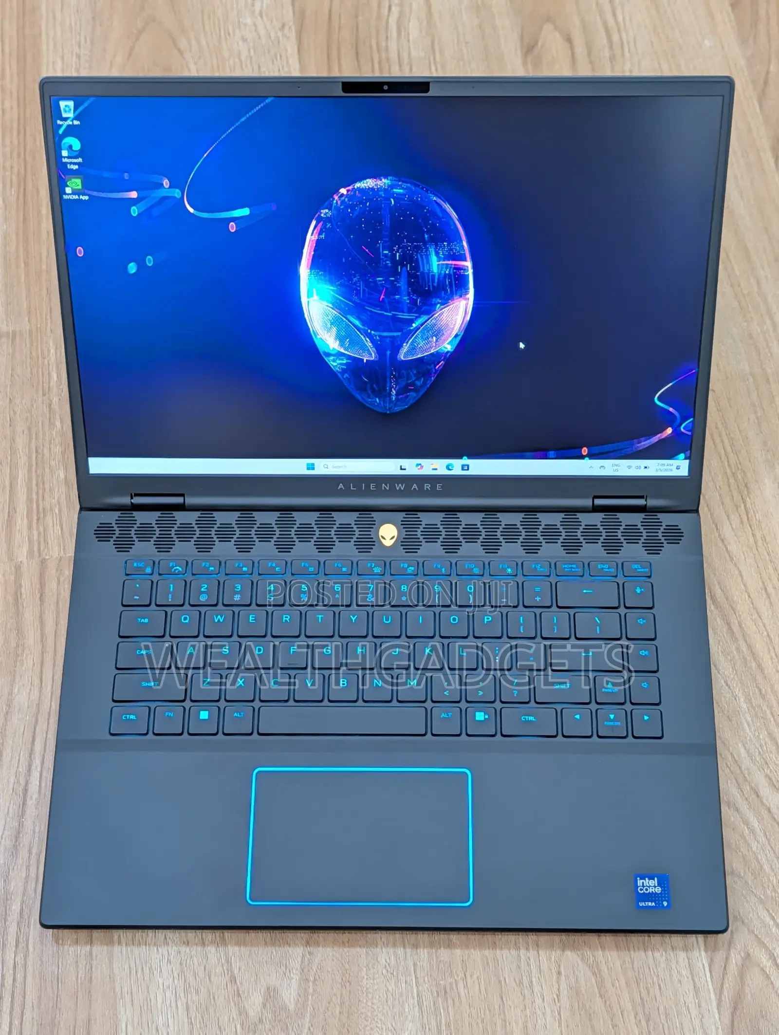 Laptop Alienware M16 R2 32GB Intel Core Ultra 9 SSD 1T