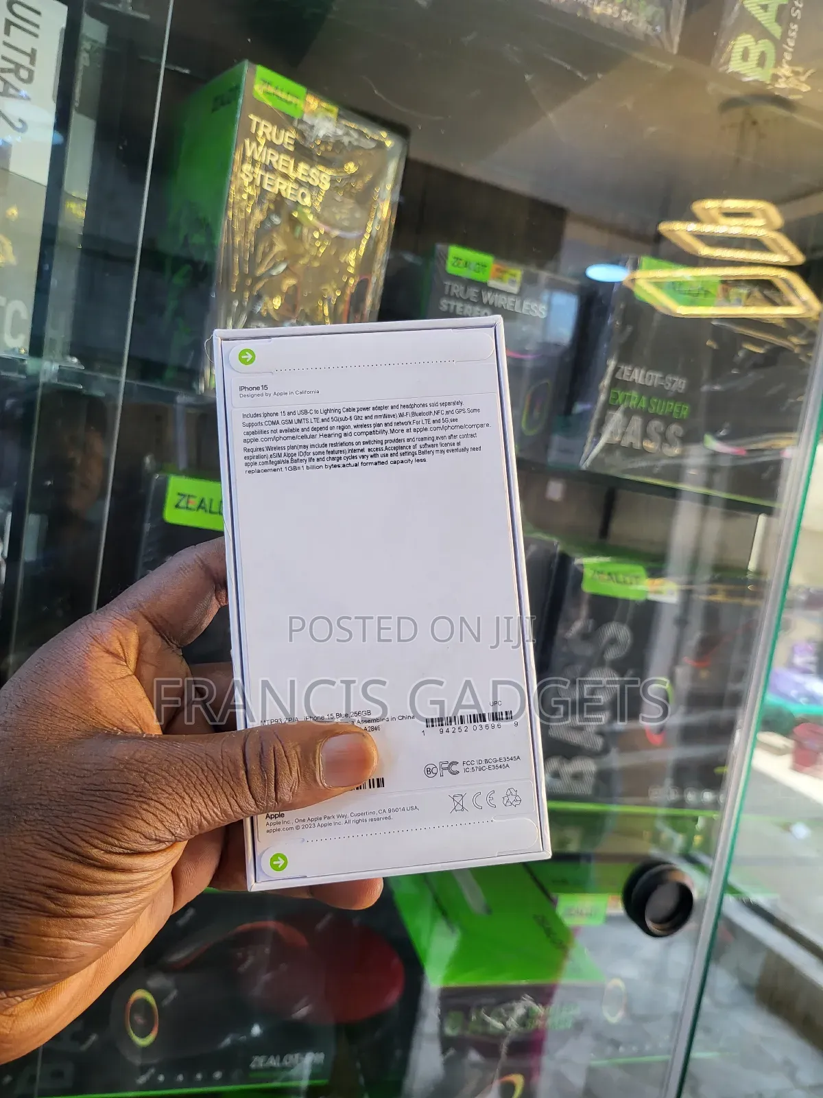 New Apple iPhone 15 256 GB