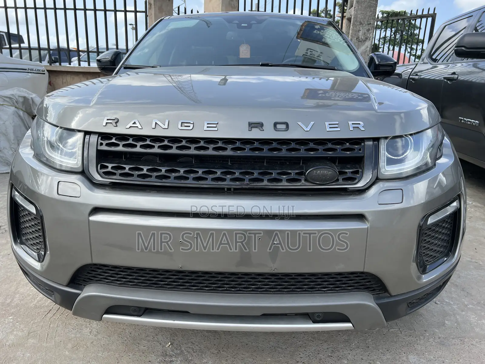 Land Rover Range Rover Evoque HSE Dynamic 4x4 Coupe (2.0L 4cyl 9A) 2016 Gold