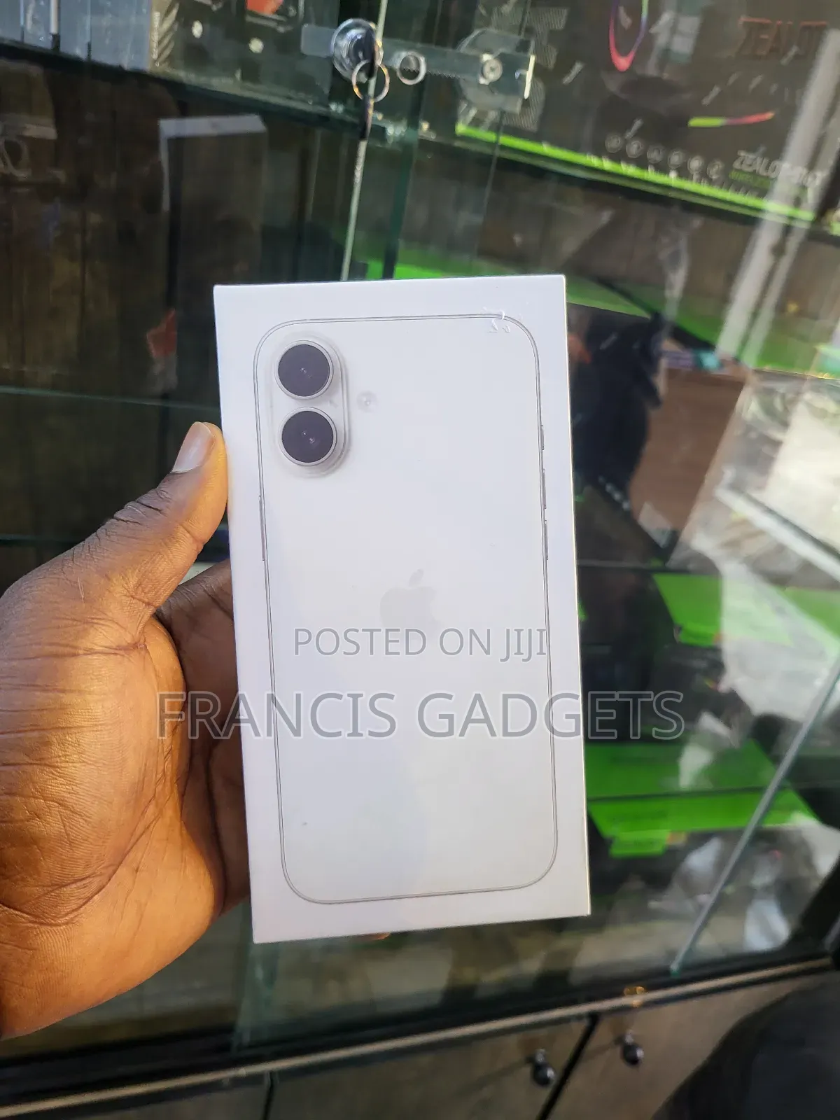 New Apple iPhone 16 Plus 256 GB
