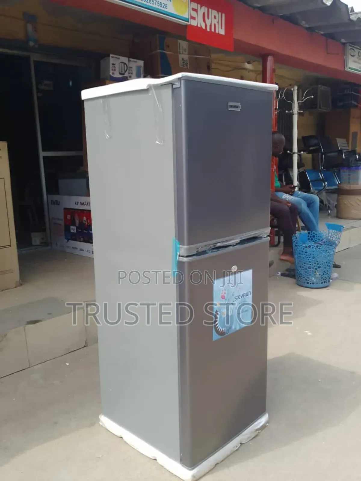 Skyrun Standing Refrigerator Model BCD-195hs High Fridge Half Freezer