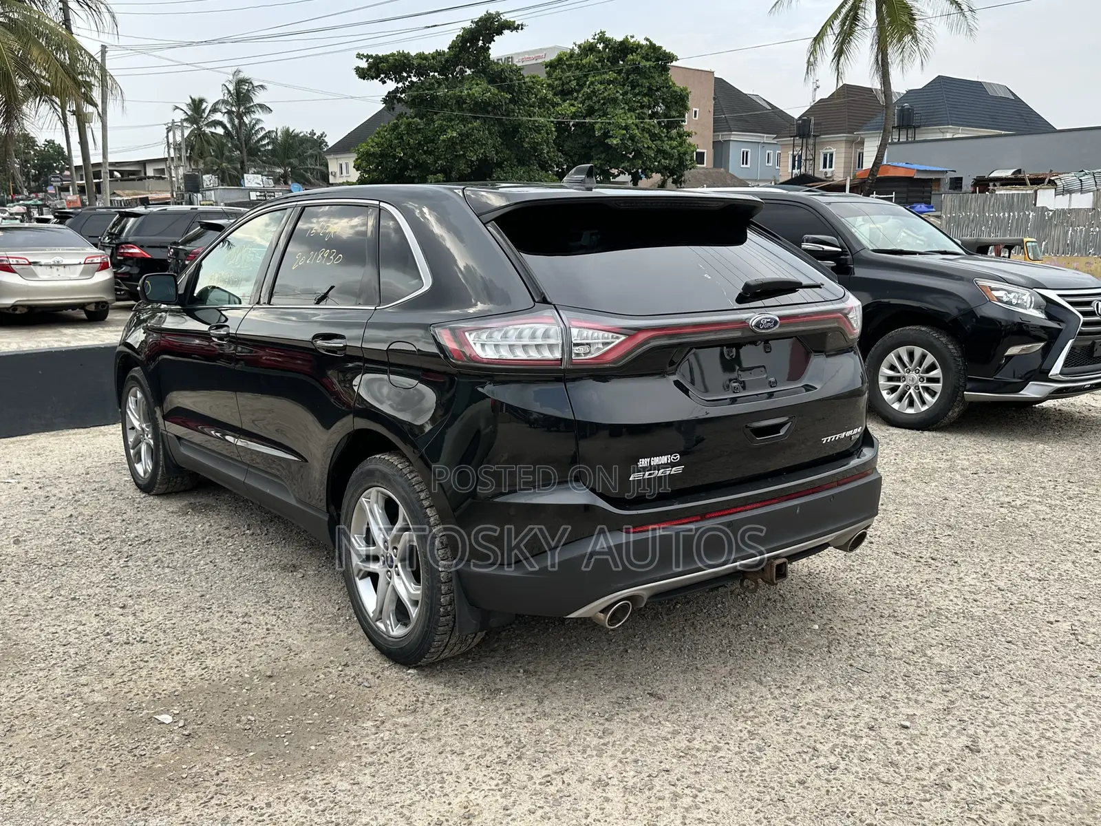 Ford Edge Titanium 4dr AWD (2.0L 4cyl 6A) 2016 Black