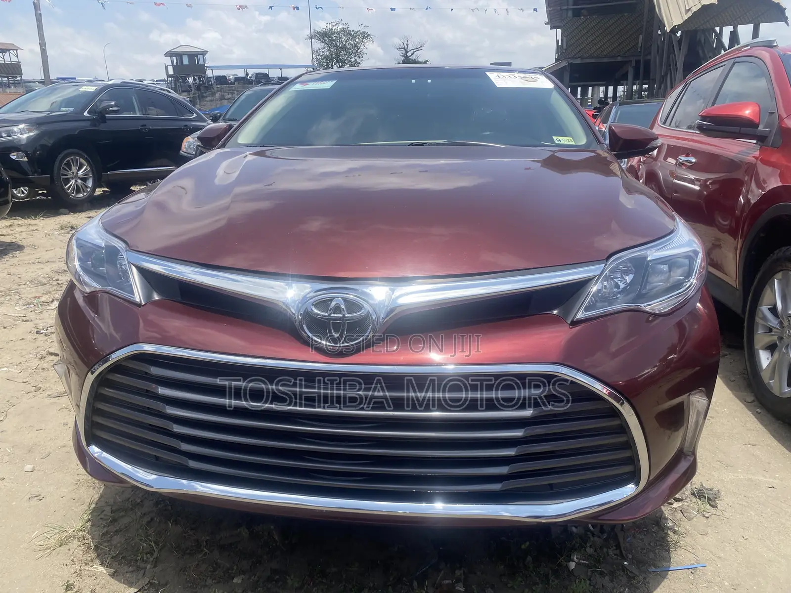 Toyota Avalon Limited FWD Sedan (3.6L 6cyl 6A) 2016 Maroon