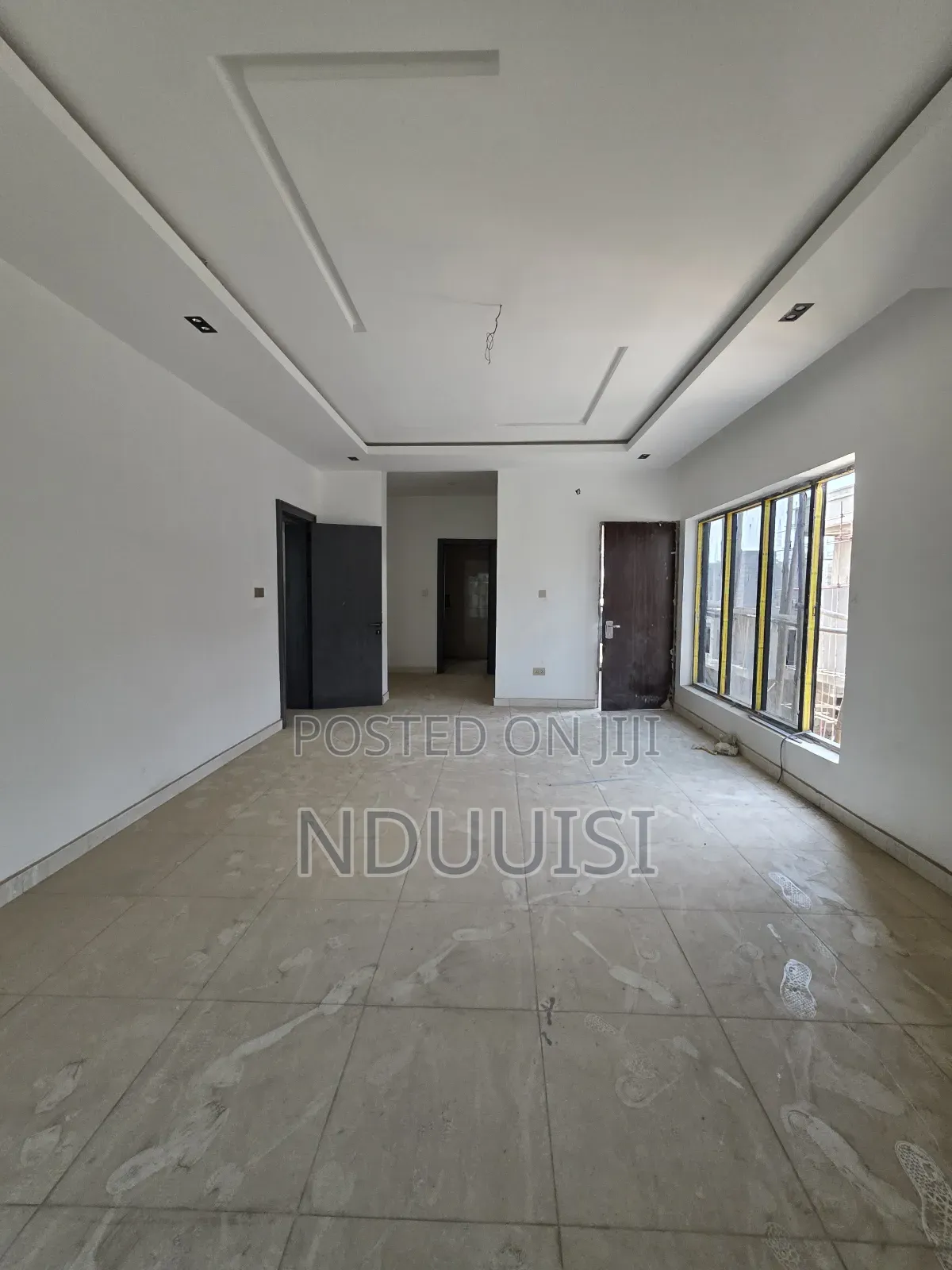5bdrm Duplex in Utako for sale