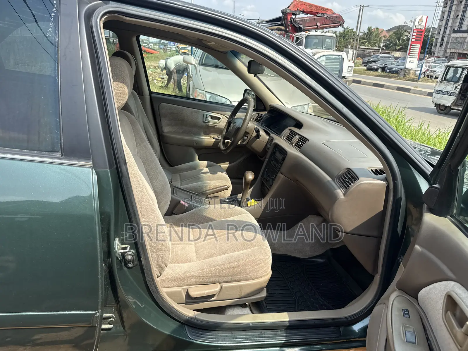 Toyota Camry 2000 Green
