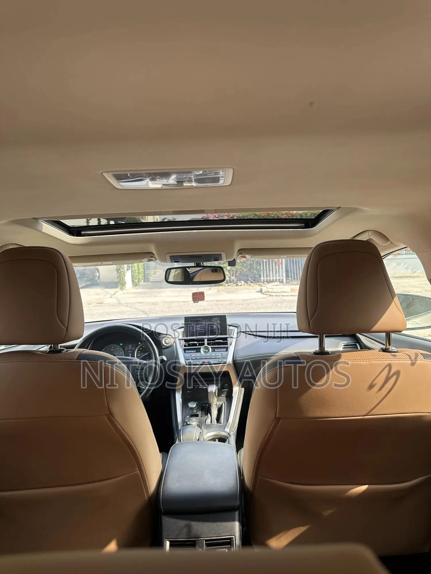 Lexus NX 200 AWD 2015 Gold