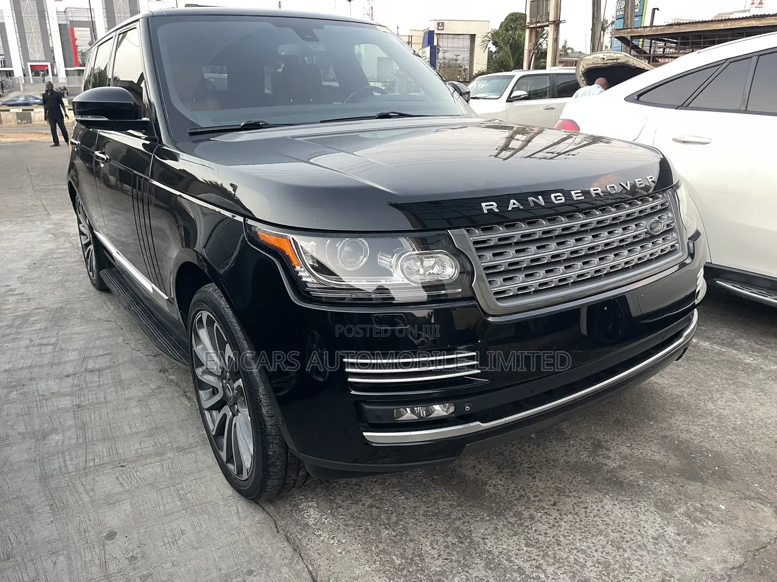 Land Rover Range Rover Vogue 2015 Black