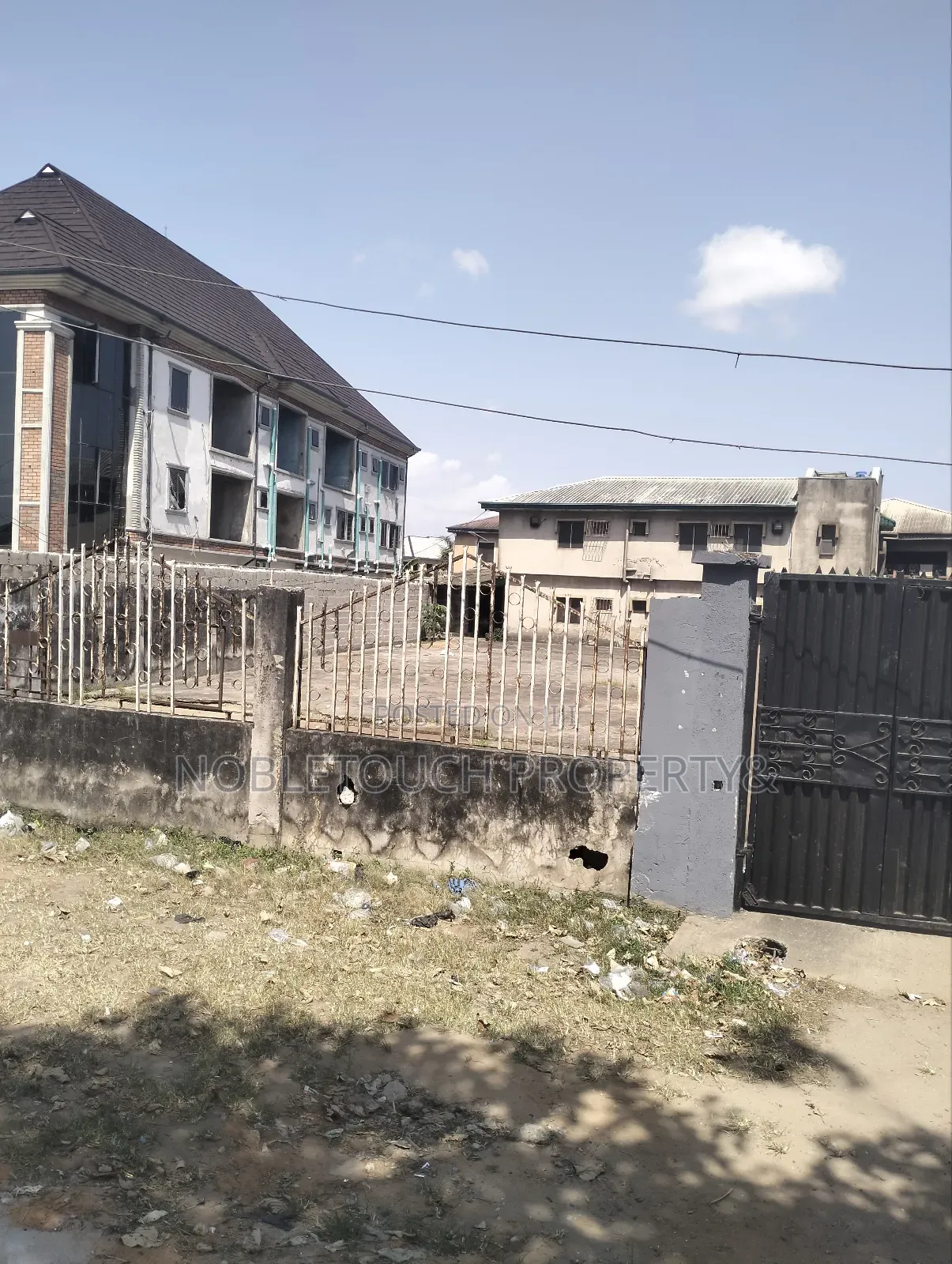 2bdrm Block of Flats in Iba Junction Along for sale