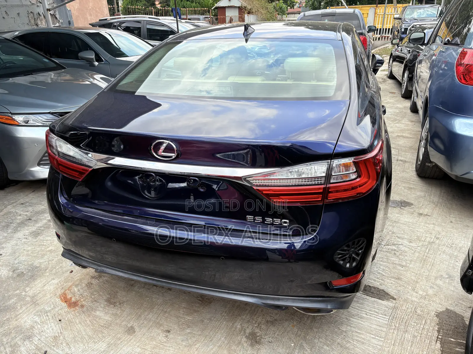 Lexus ES 350 FWD 2018 Blue