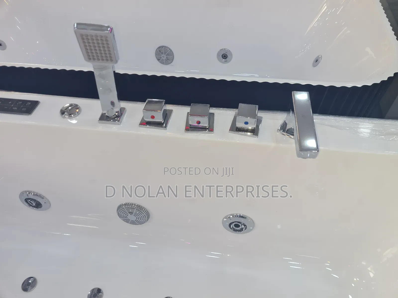 170x80 Luxury Bathtub