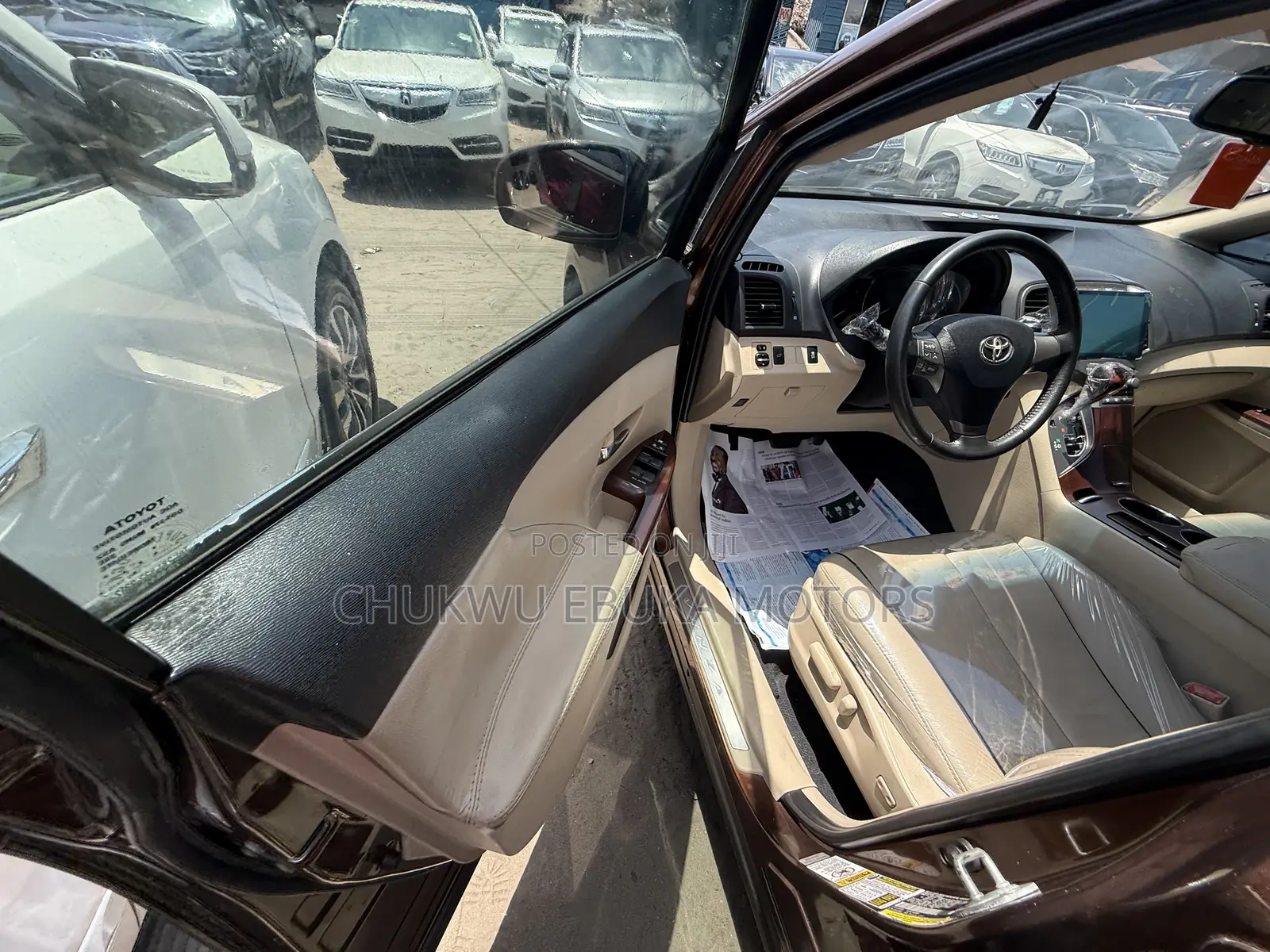 Toyota Venza XLE 2010 Brown