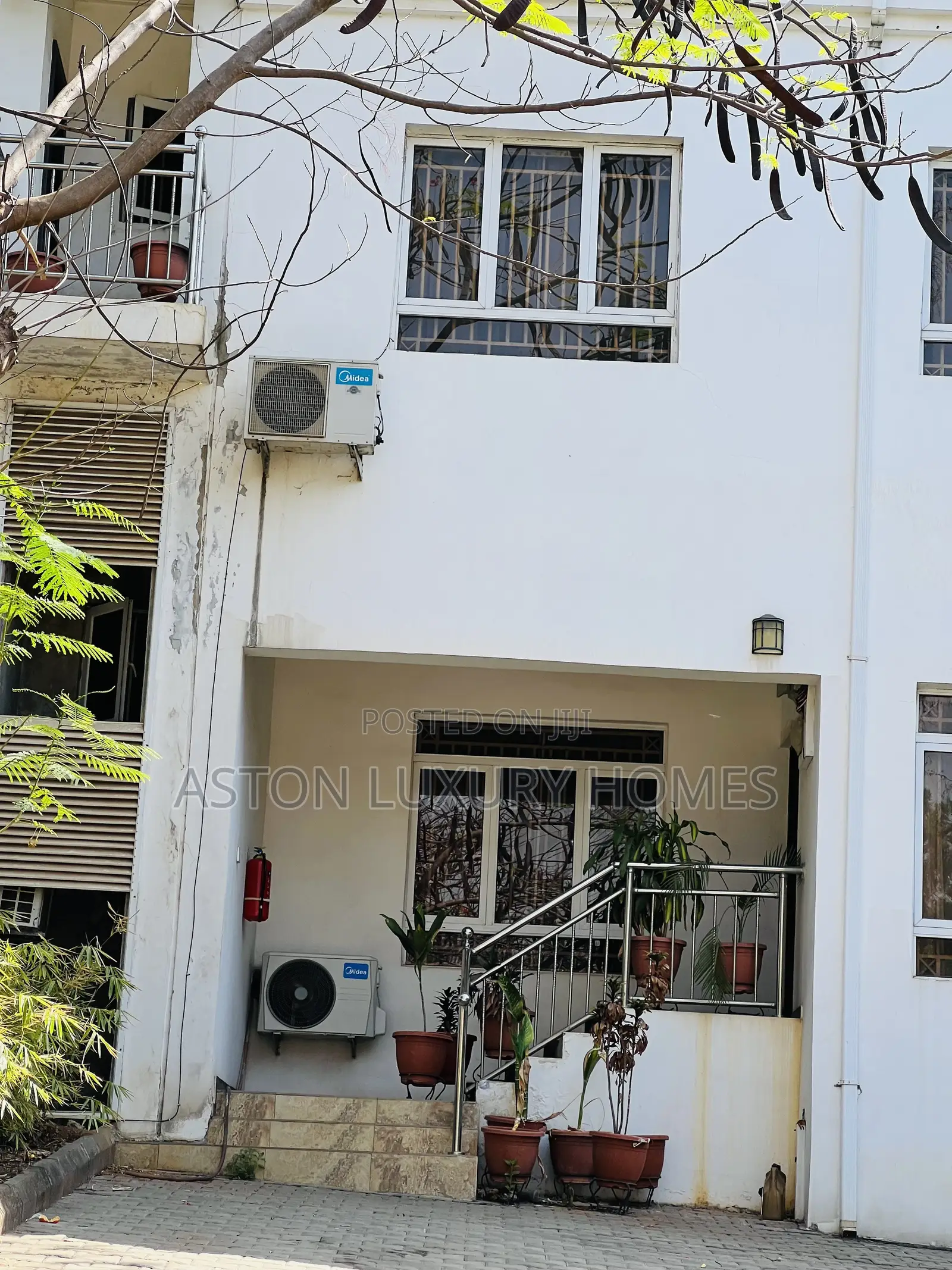 Furnished 4bdrm Duplex in Apo Legislative, Zone B for rent