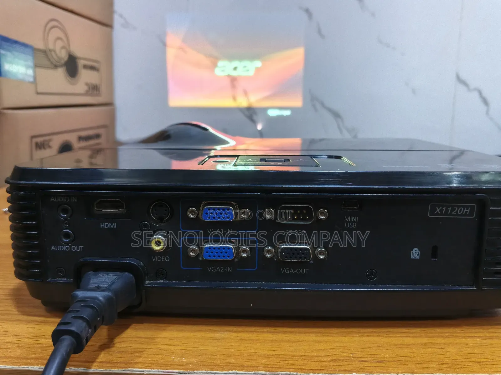 Acer X1120h 2700 Lumens DLP Projector