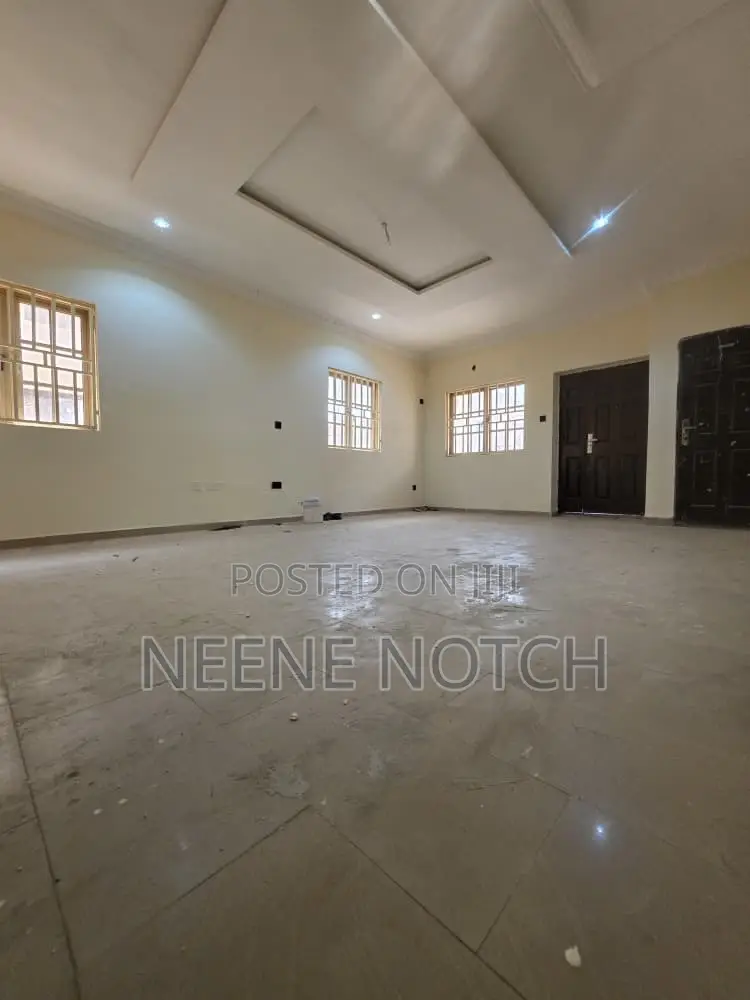 4bdrm Duplex in Sanctuary Street In, Dakwo District for rent