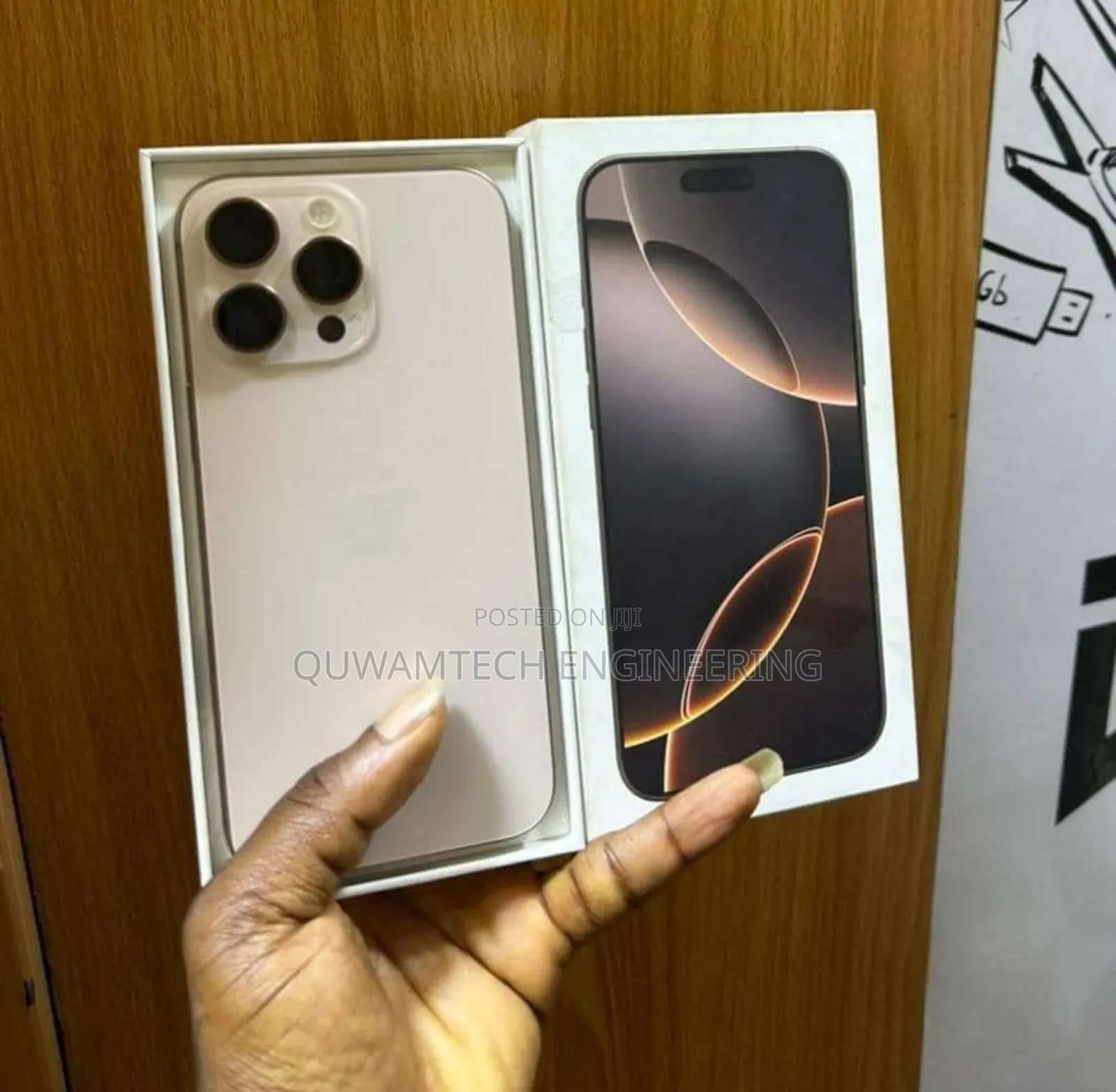 Apple iPhone 16 Pro Max 256 GB Gold