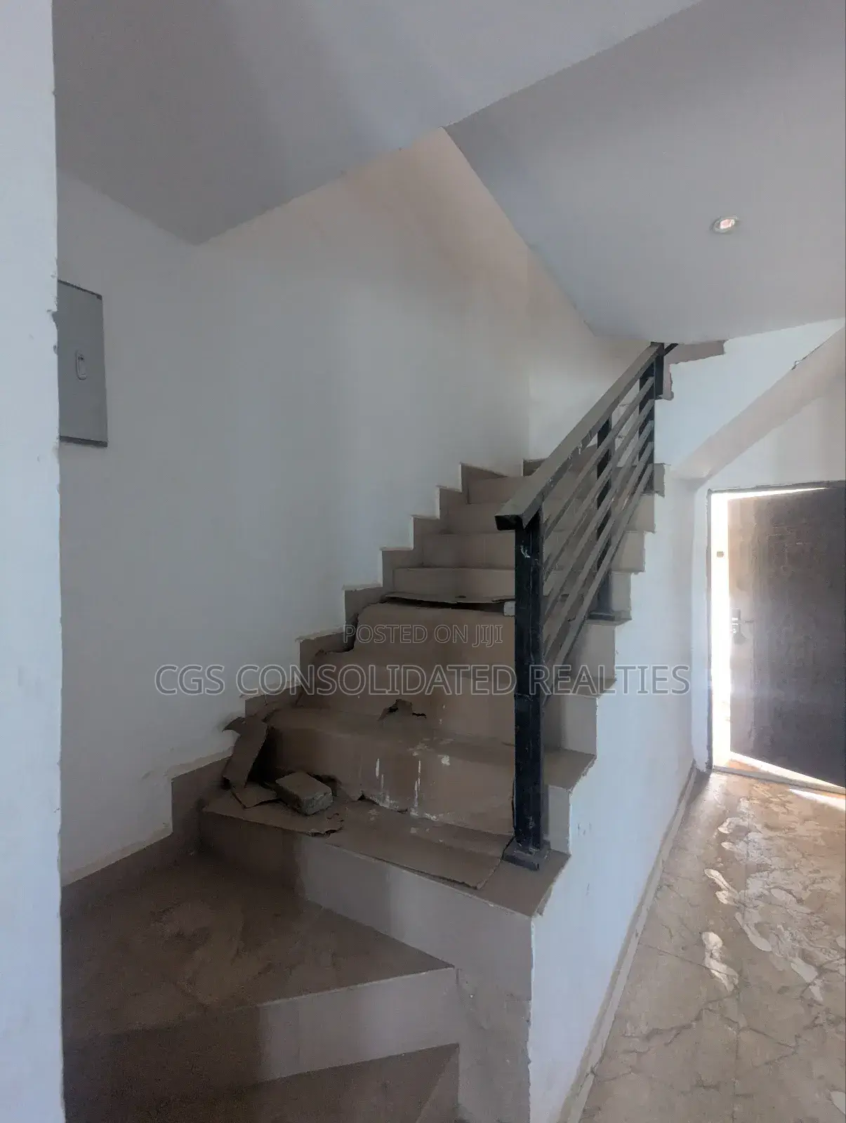 3bdrm Duplex in Defence Estate, Pyakasa for rent