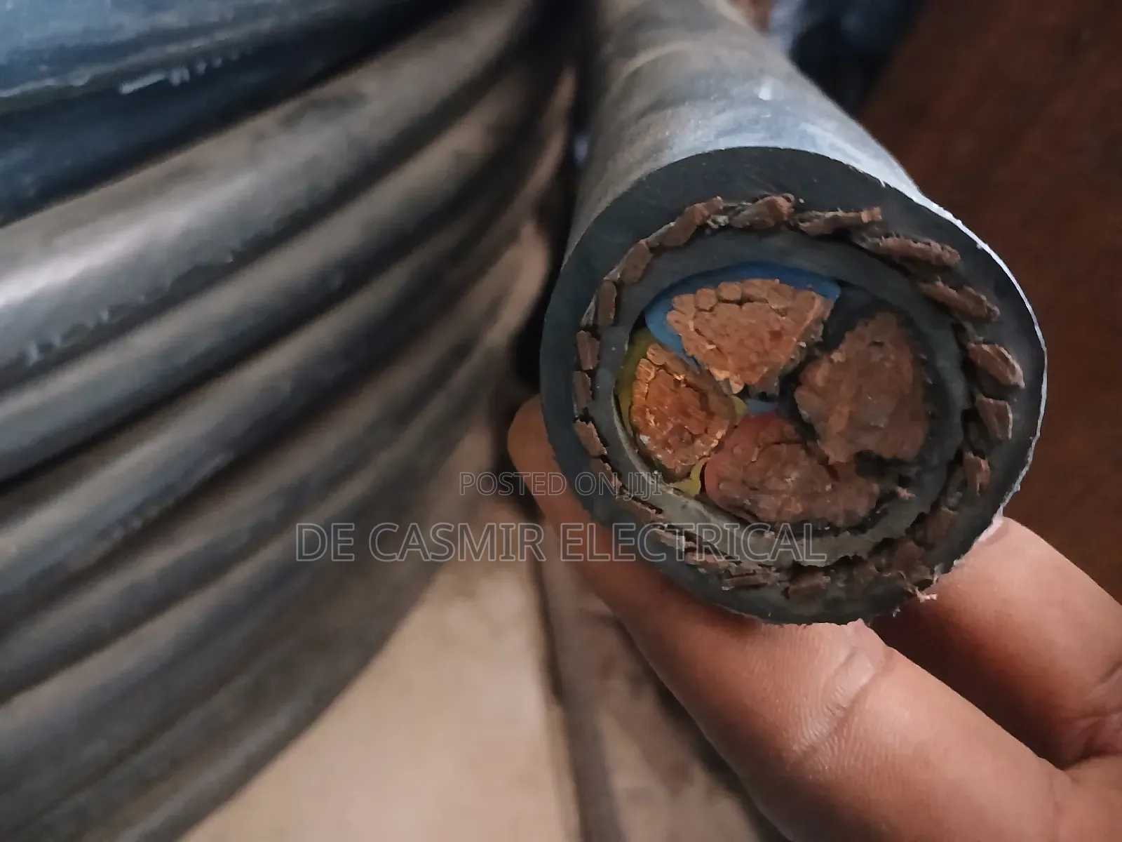 4x95mm2 Armoured Cable