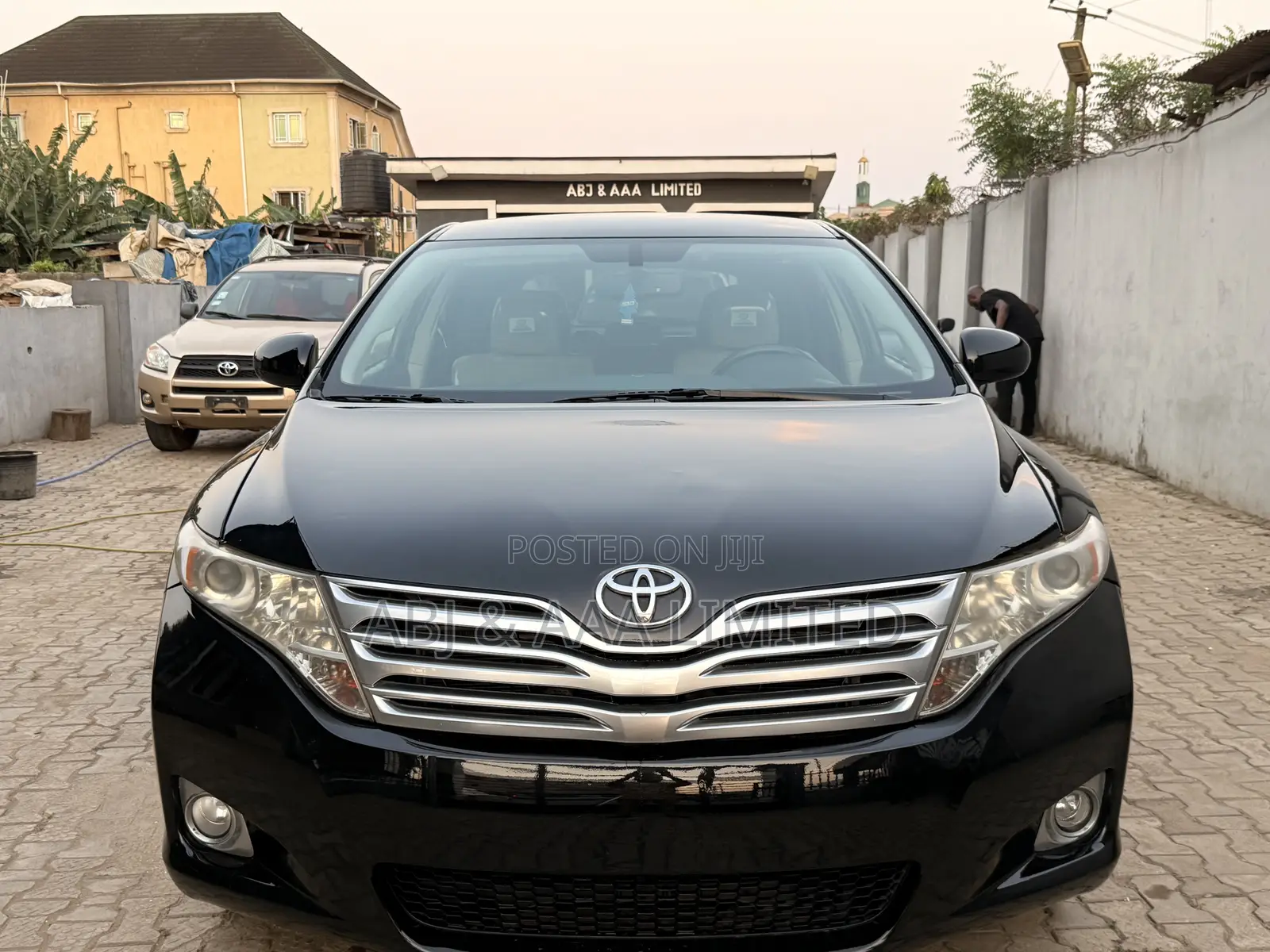 Toyota Venza LE 2010 Black