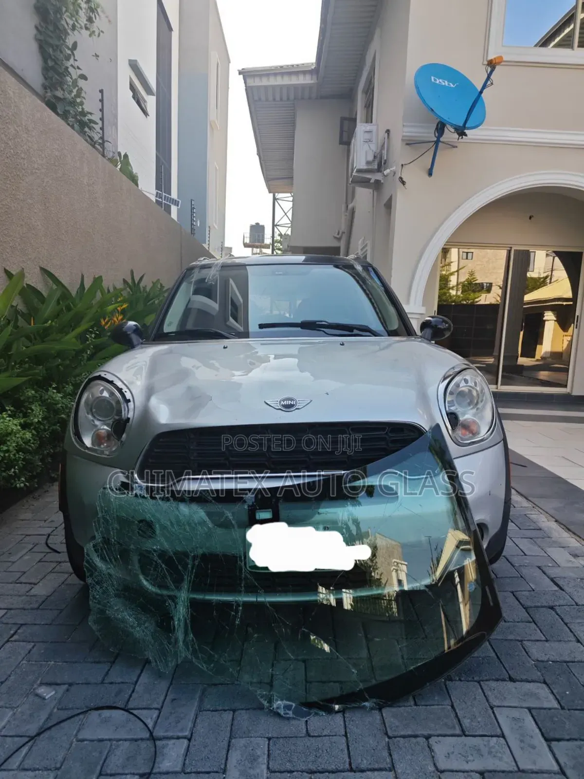 Mini Cooper Country 2017 Windscreen Glass